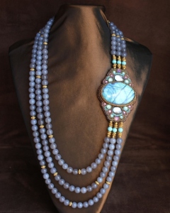 From Faria Siddiqui's Fashion Show Jewelry Collection. Labradorite & Gray Agate Necklace. Feature By TheMuslimBride.Com